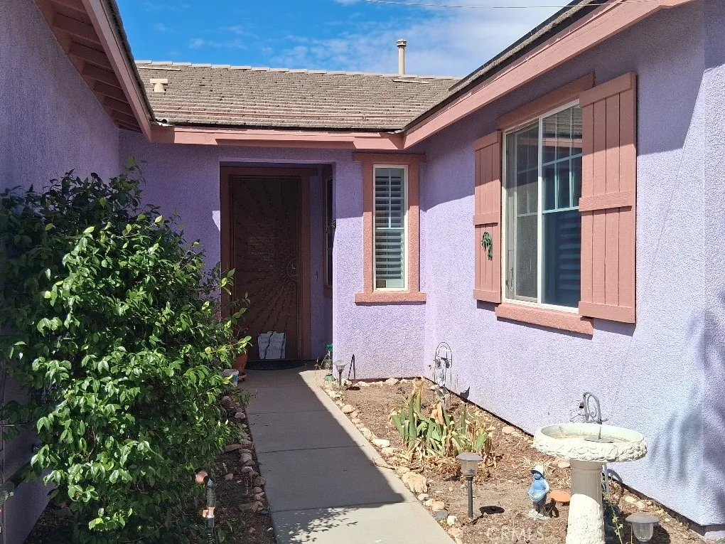 14964 Butler Peak Court, Victorville, California 92394 home-pic-3