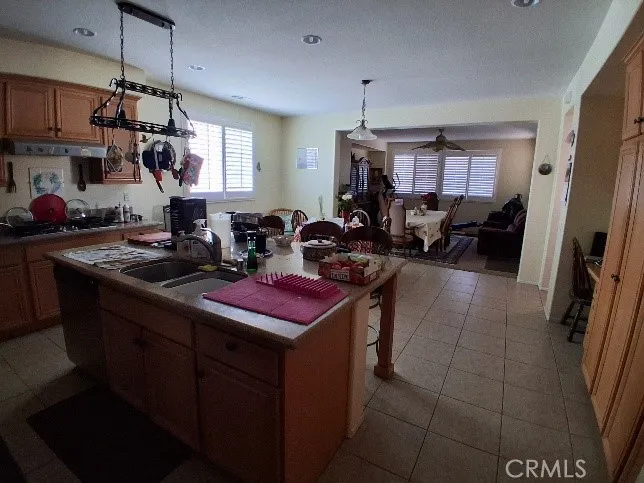 14964 Butler Peak Court, Victorville, California 92394 home-pic-15