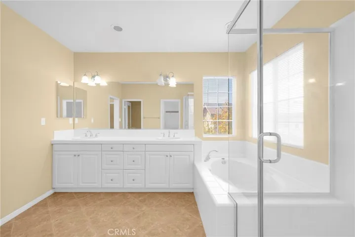 Primary bath / angel 3