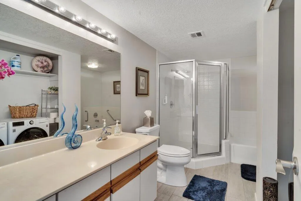 512 Flower Hill Lane, Palm Desert, California 92260 home-pic-19