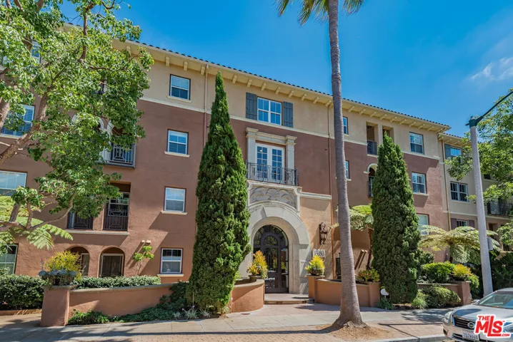 13080 Pacific 207, Playa Vista, California 90094