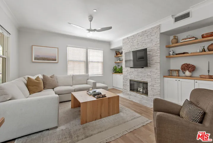 13080 Pacific 207, Playa Vista, California 90094