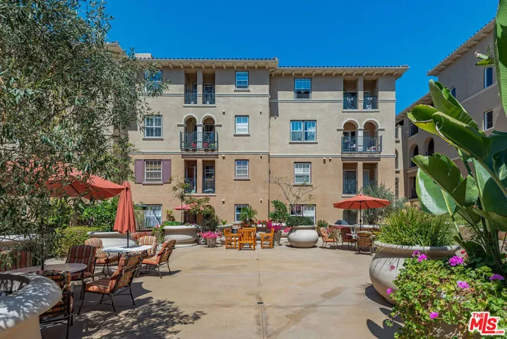 13080 Pacific 207, Playa Vista, California 90094