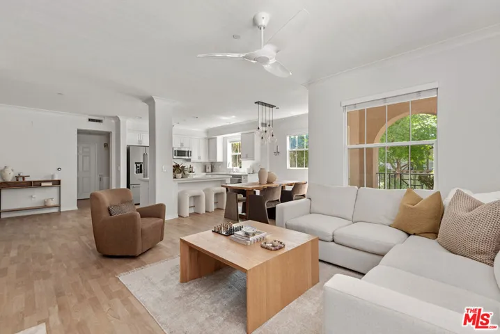 13080 Pacific 207, Playa Vista, California 90094