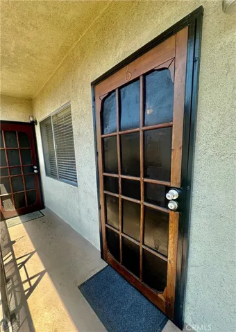 Unit 6 - Entry Door - 2nd floor
