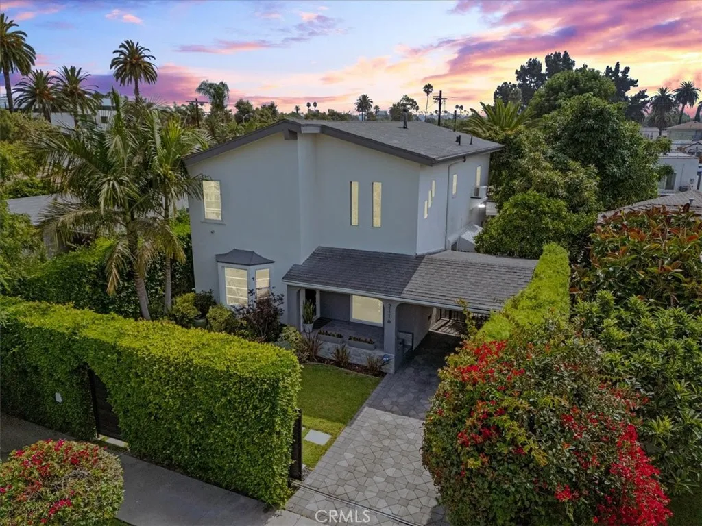 2116 S Cloverdale Avenue, Los Angeles, California 90016, 4 Bedrooms Bedrooms, ,3 BathroomsBathrooms,Residential,For Sale,Cloverdale,WS25183628