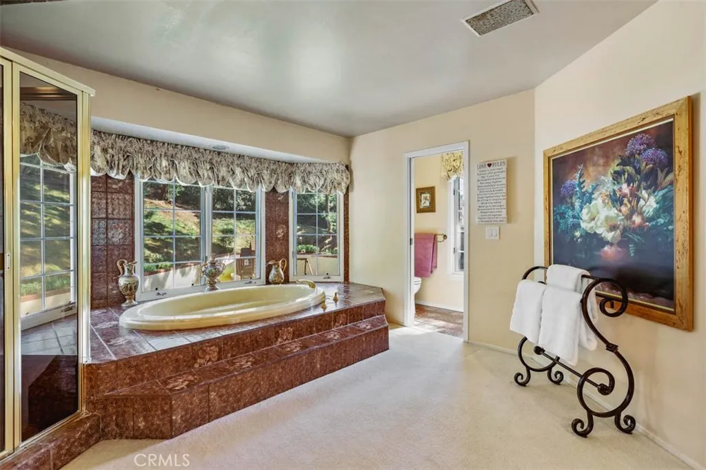 20410 E Holt Avenue, Covina, California 91724 home-pic-33