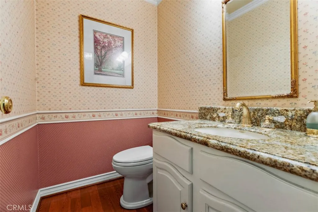 20410 E Holt Avenue, Covina, California 91724 home-pic-25
