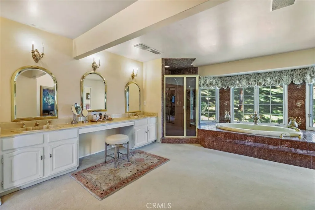 20410 E Holt Avenue, Covina, California 91724 home-pic-32