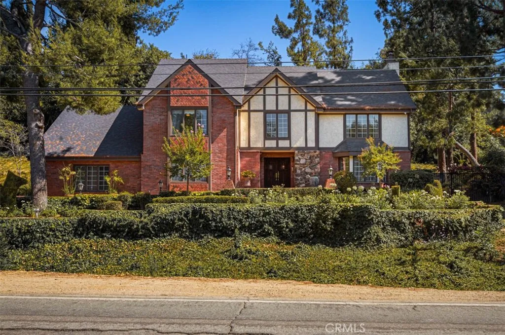 20410 E Holt Avenue, Covina, California 91724 home-pic-4