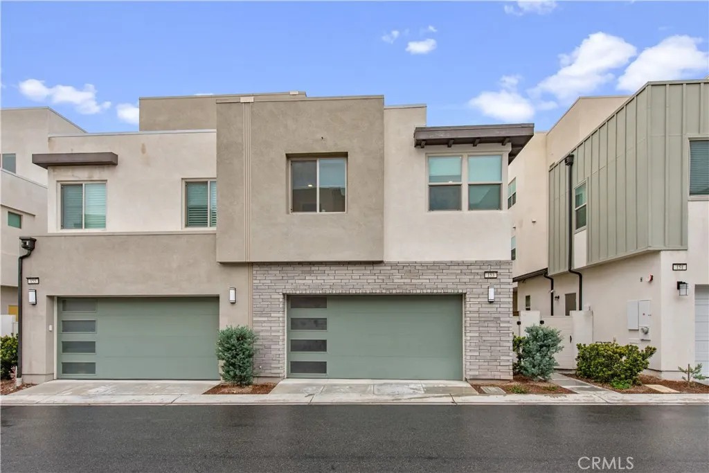 153 Spectacle, Irvine, California 92618 home-pic-24