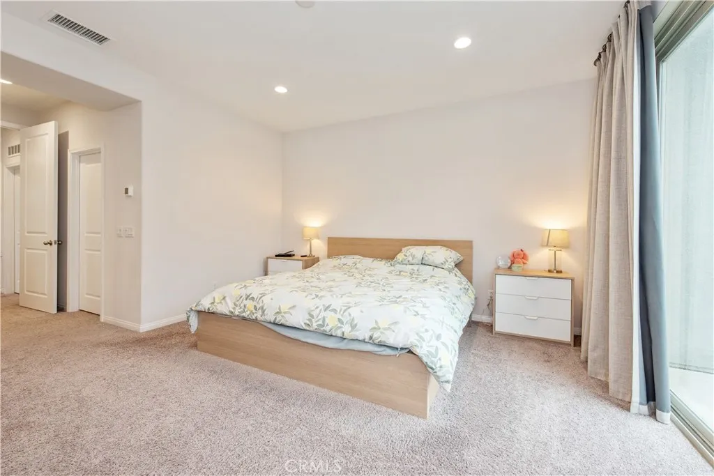 153 Spectacle, Irvine, California 92618 home-pic-9