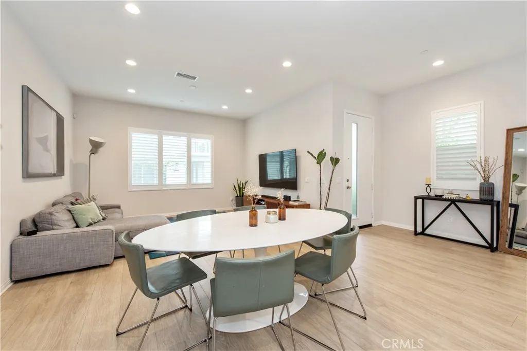 153 Spectacle, Irvine, California 92618 home-pic-0