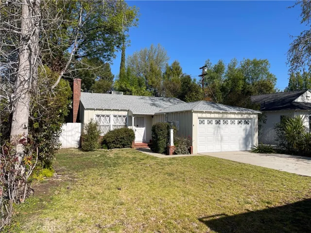 23247 Leonora Drive, Woodland Hills, California 91367