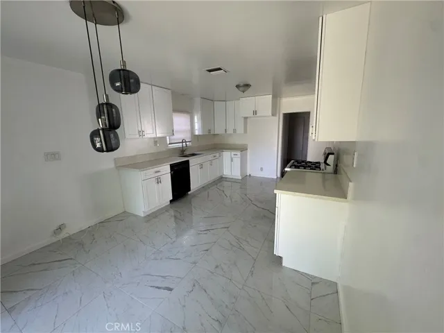23247 Leonora Drive, Woodland Hills, California 91367