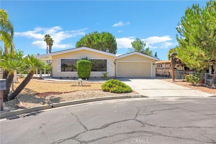 44605 Olive Avenue, Hemet, California 92544