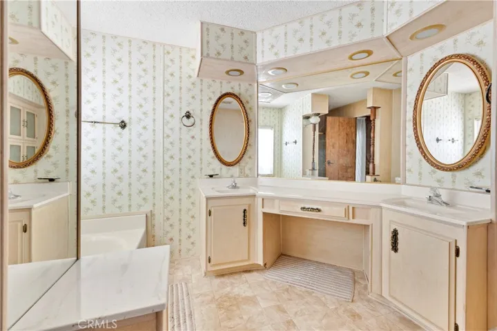 44605 Olive Avenue, Hemet, California 92544