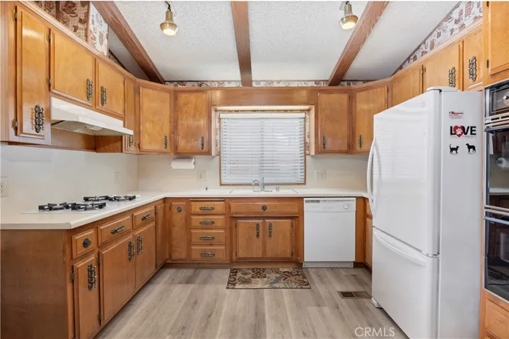 44605 Olive Avenue, Hemet, California 92544