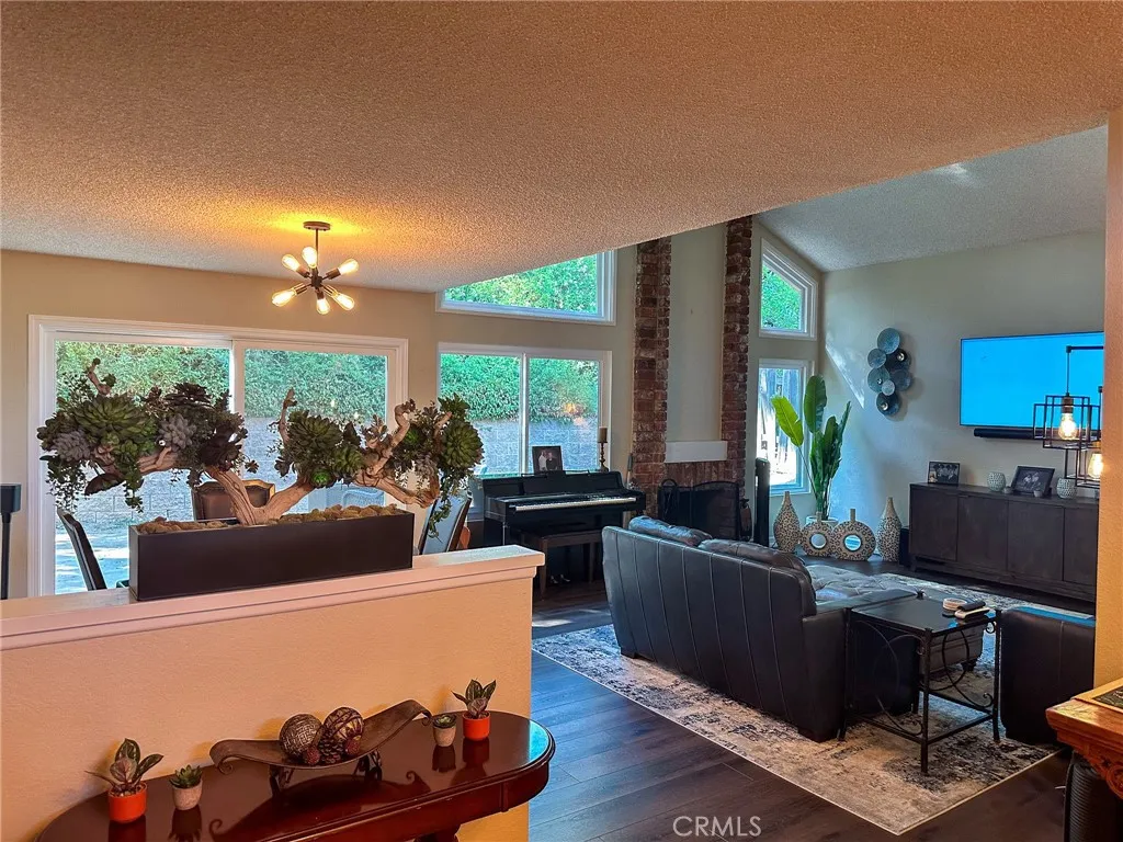 175 Arlington Drive, Claremont, California 91711 home-pic-11