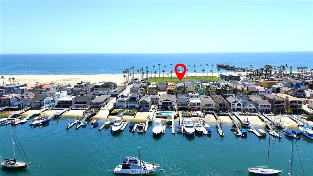 916 E Oceanfront, Newport Beach, California 92661 home-pic-46