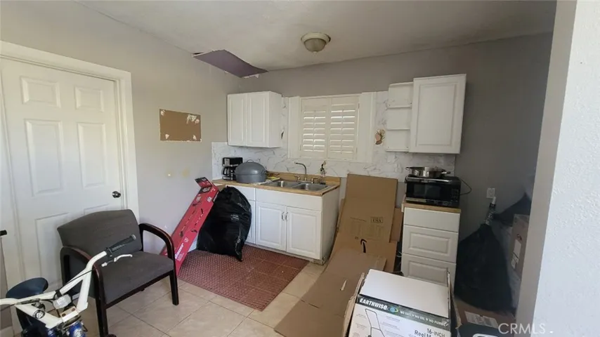 13915 Garber Street, Arleta, California 91331
