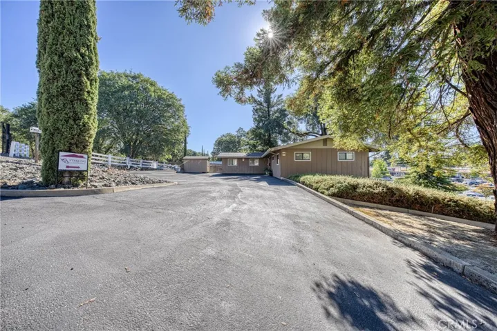 1002 11th Street, Lakeport, California 95453