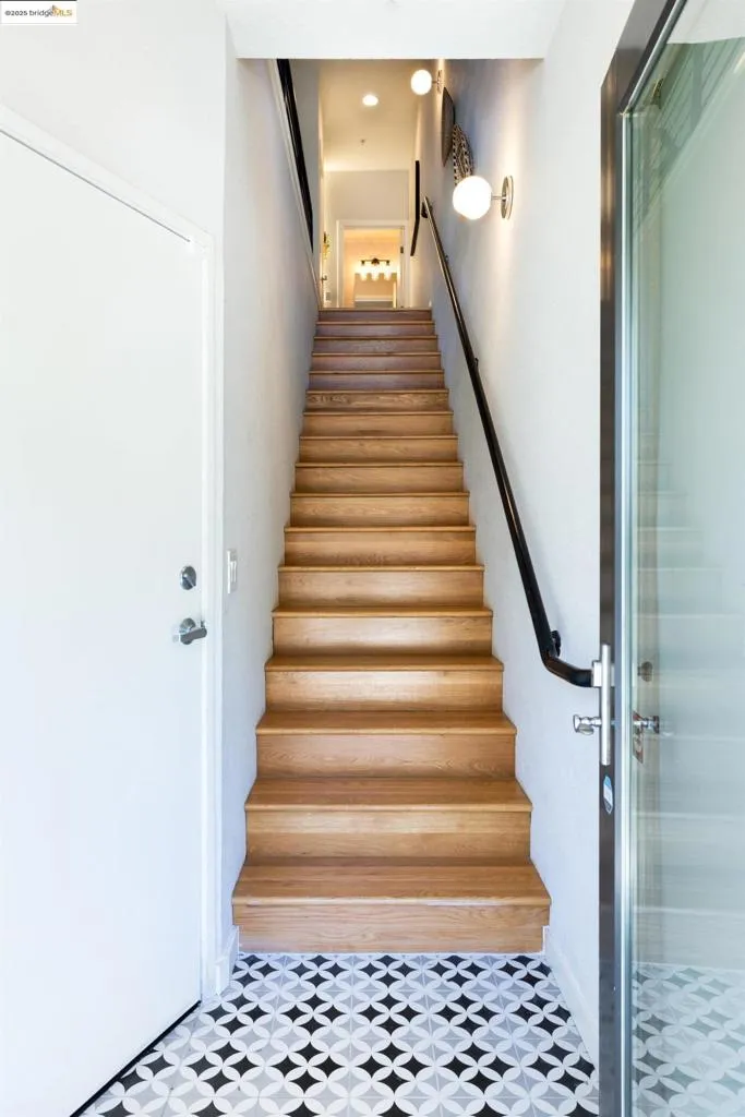 1759 14th St, Oakland, California 94607 home-pic-9