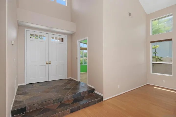 12722 Sandy Crest Ct, San Diego, California 92130