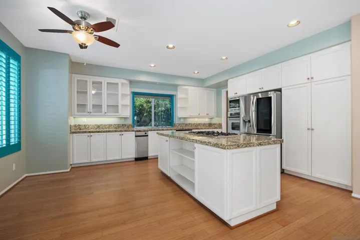 12722 Sandy Crest Ct, San Diego, California 92130
