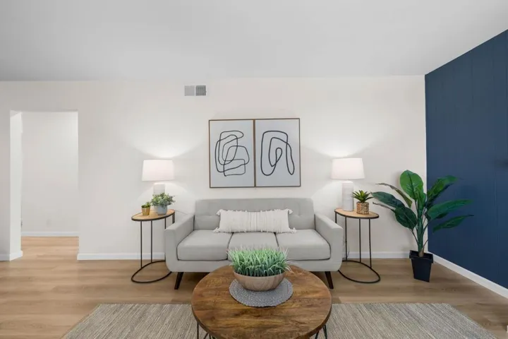 3560 Donna Dr, Carlsbad, California 92008