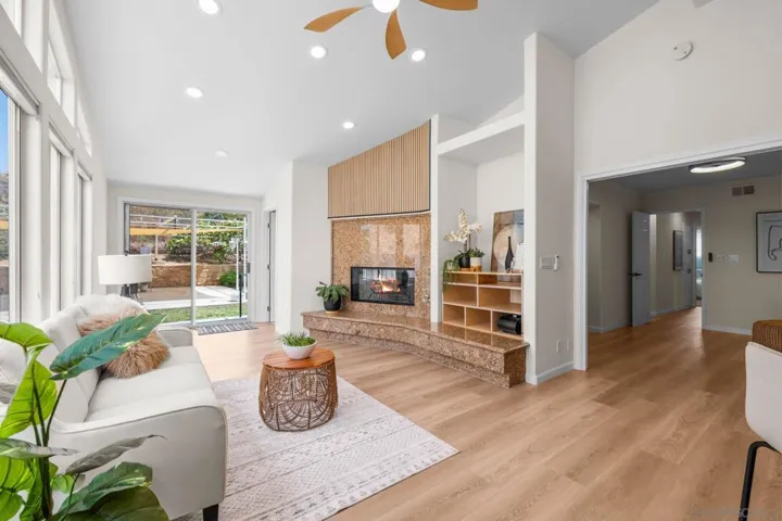 3560 Donna Dr, Carlsbad, California 92008