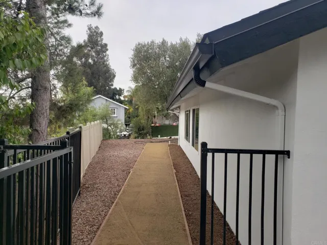 10265 Aviary Drive, San Diego, California 92131