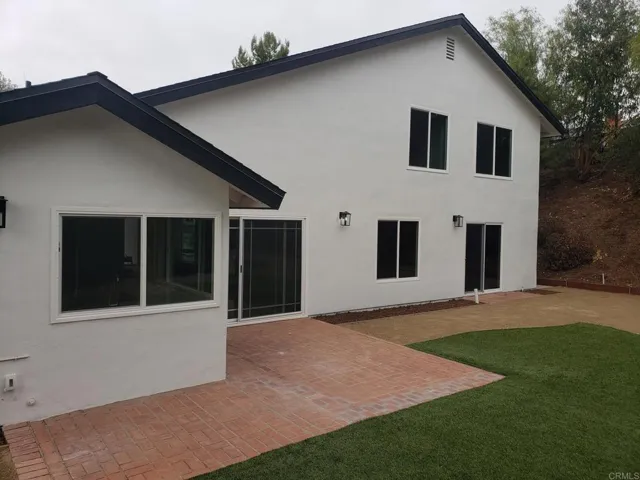 10265 Aviary Drive, San Diego, California 92131