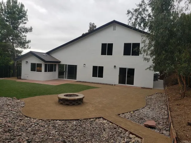10265 Aviary Drive, San Diego, California 92131