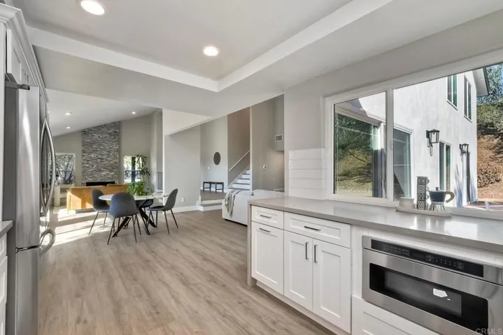 10265 Aviary Drive, San Diego, California 92131