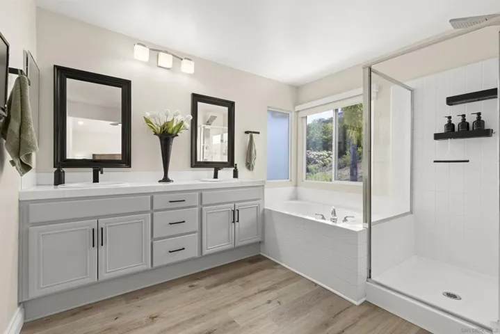 13737 Sorbonne Ct, San Diego, California 92128