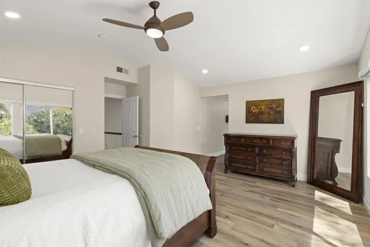 13737 Sorbonne Ct, San Diego, California 92128
