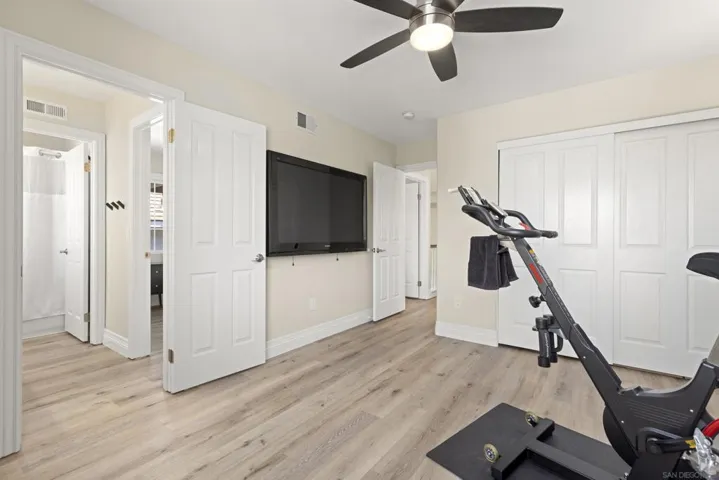 13737 Sorbonne Ct, San Diego, California 92128