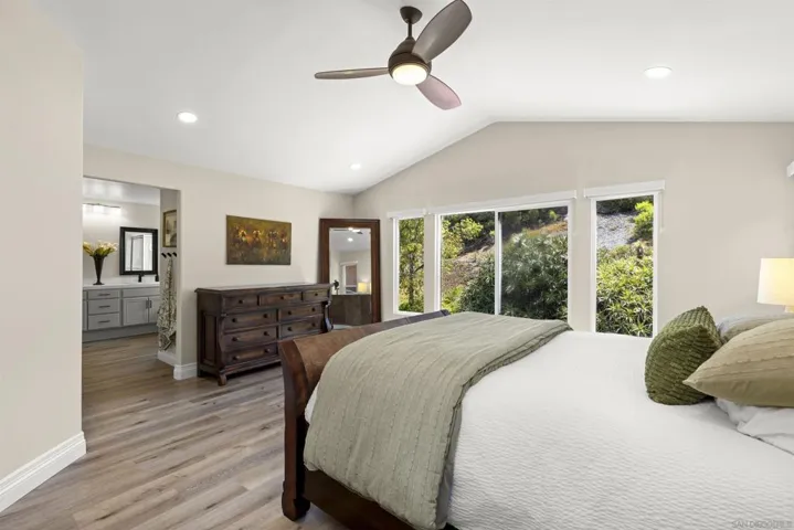 13737 Sorbonne Ct, San Diego, California 92128
