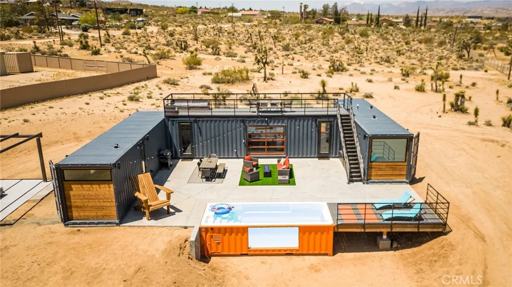 6816 Saddleback Road, Joshua Tree, California 92252 home-pic-0