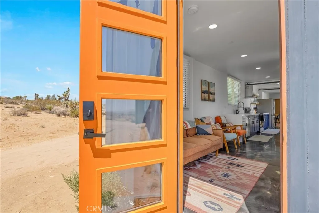 6816 Saddleback Road, Joshua Tree, California 92252 home-pic-5
