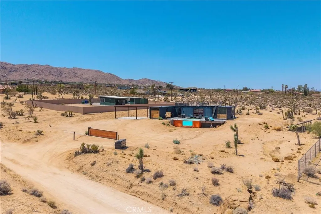 6816 Saddleback Road, Joshua Tree, California 92252 home-pic-62