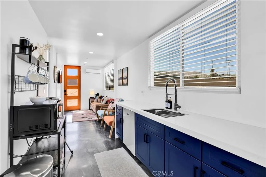 6816 Saddleback Road, Joshua Tree, California 92252 home-pic-10