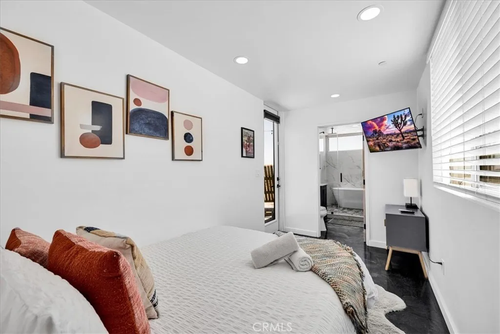 6816 Saddleback Road, Joshua Tree, California 92252 home-pic-27