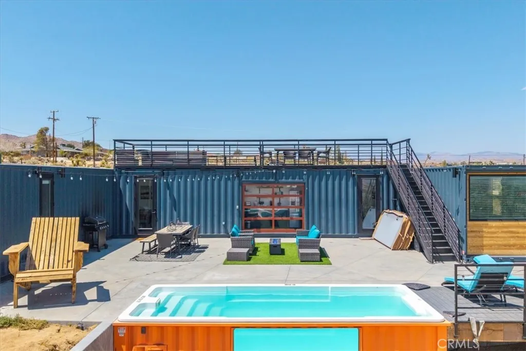 6816 Saddleback Road, Joshua Tree, California 92252 home-pic-1