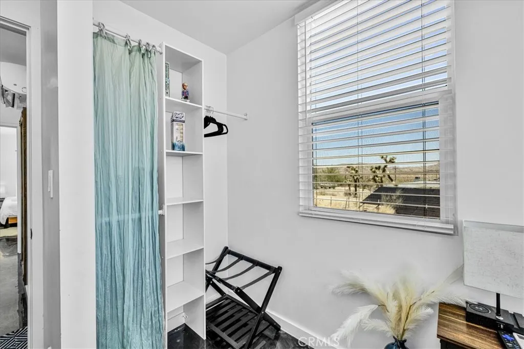 6816 Saddleback Road, Joshua Tree, California 92252 home-pic-21