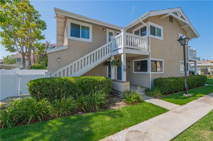 131 Tarocco, Irvine, California 92618
