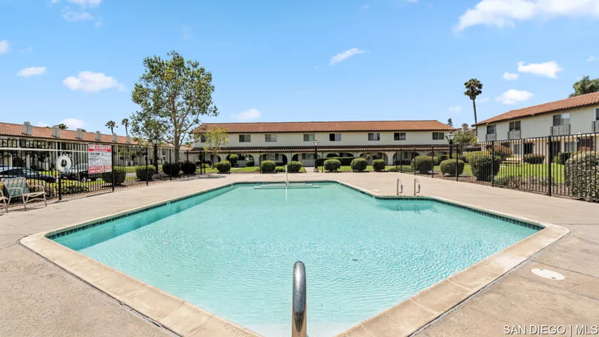 209 Espanas Gln, Escondido, California 92026