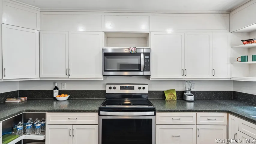 209 Espanas Gln, Escondido, California 92026