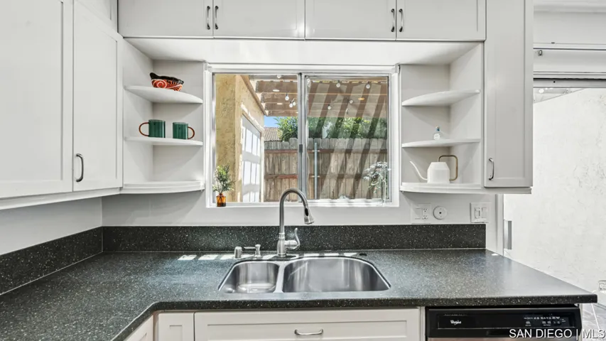 209 Espanas Gln, Escondido, California 92026